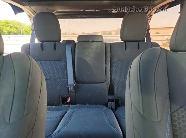1C4RJXR62RW211683 2024 JEEP WRANGLER Black Vista de los asientos traseros