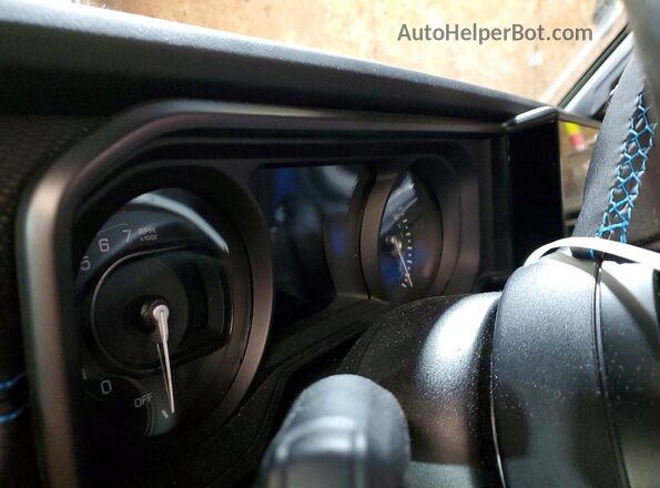 1C4RJXR68RW242470 2024 JEEP WRANGLER Silver Вид щитка приладів