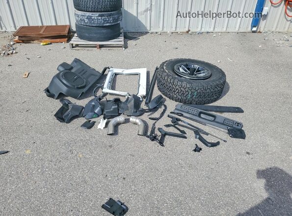 1C4RJXSJ5TW214857 2026 JEEP WRANGLER White Widok naklejki z numerem VIN