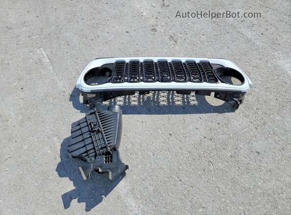 1C4RJXU68RW305557 2024 JEEP WRANGLER Белый Вид наклейки с VIN-кодом