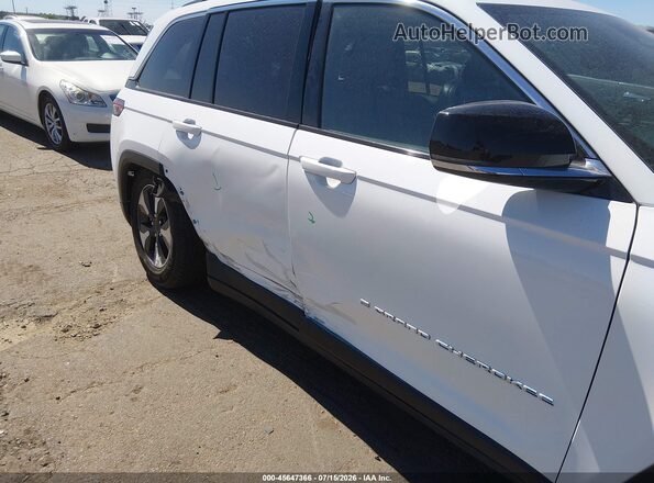 1C4RJYB60RC120672 2024 JEEP GRAND CHEROKEE 4XE White Widok z przodu