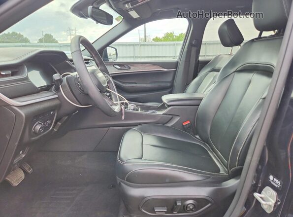 1C4RJYB67RC137016 2024 JEEP GRAND Black Front interior view