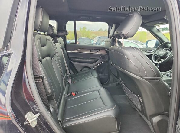1C4RJYB67RC137016 2024 JEEP GRAND Black Rear interior view