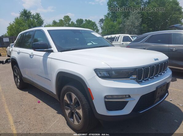 1C4RJYB67RC710982 2024 JEEP GRAND CHEROKEE 4XE White უკანა სალონის ხედი