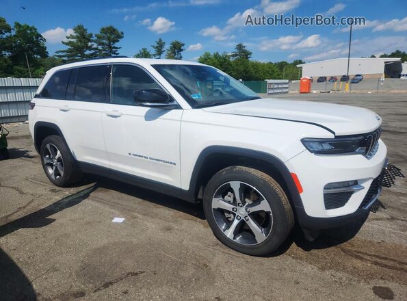 1C4RJYB68PC664320 2023 JEEP GRAND Белый Передняя правая четверть