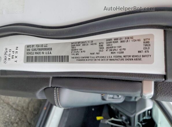 1C4RJYB68R8958838 2024 JEEP GRAND White Vista interior de 360 grados