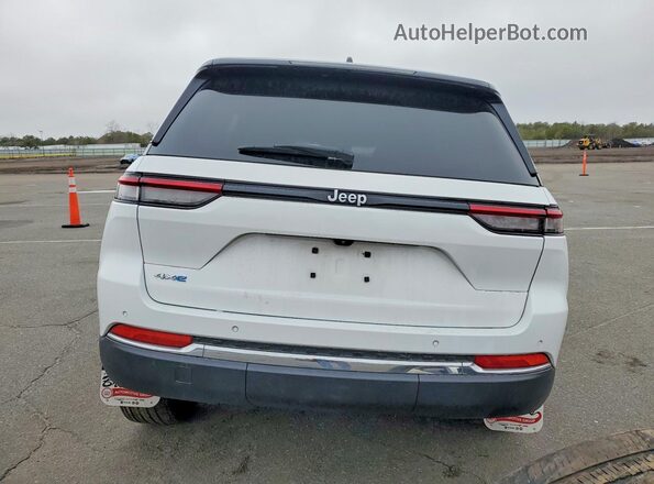 1C4RJYB68RC110911 2024 JEEP GRAND White Rear view