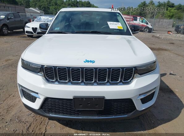 1C4RJYB6XPC665873 2023 JEEP GRAND CHEROKEE 4XE White Вид щитка приладів