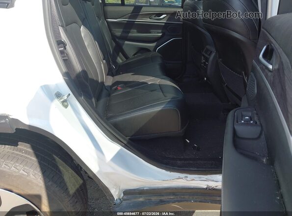 1C4RJYB6XPC665873 2023 JEEP GRAND CHEROKEE 4XE White Вид наклейки з VIN-кодом