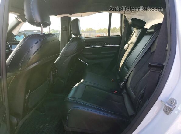 1C4RJYC67N8761670 2022 JEEP GRAND Белый Вид задних сидений