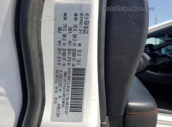 1C4SDHCT5JC132771 2018 DODGE DURANGO Белый Вид наклейки с VIN-кодом