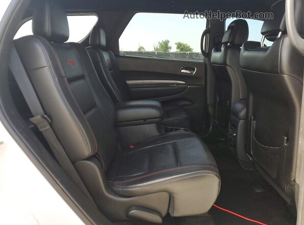 1C4SDHCT5JC132771 2018 DODGE DURANGO Белый Вид задней части салона