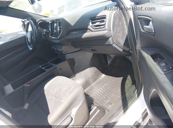 1C4SDJFTXPC688845 2023 DODGE DURANGO White Front interior view