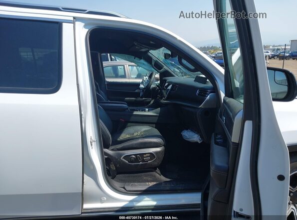 1C4SJRBP1RS136997 2024 JEEP WAGONEER L White Սալոնի դիմացի տեսք
