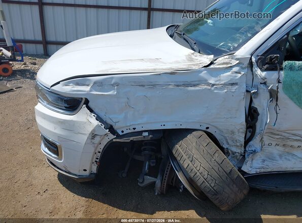 1C4SJRBP1RS136997 2024 JEEP WAGONEER L White Դիմացի տեսք