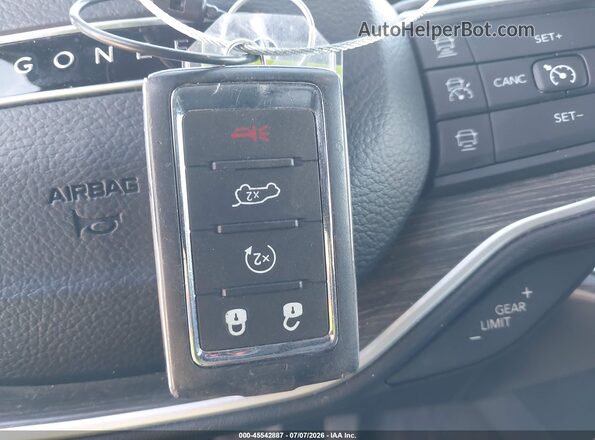 1C4SJSBP6RS172918 2024 JEEP WAGONEER L White Առջևի վահանակի տեսք