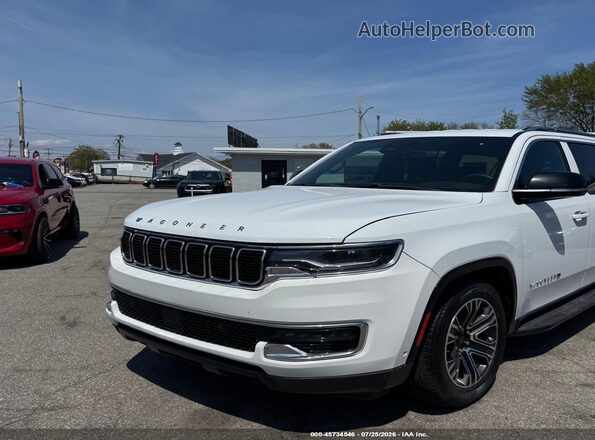 1C4SJSBP9PS557564 2023 JEEP WAGONEER L Белый Передняя левая четверть