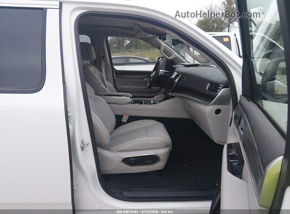 1C4SJSBP9RS119758 2024 JEEP WAGONEER L White წინა სალონის ხედი