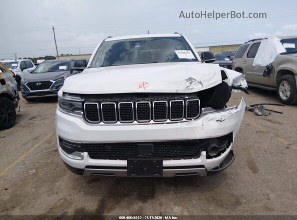 1C4SJSBPXPS569044 2023 JEEP WAGONEER L White Widok wnętrza z tyłu