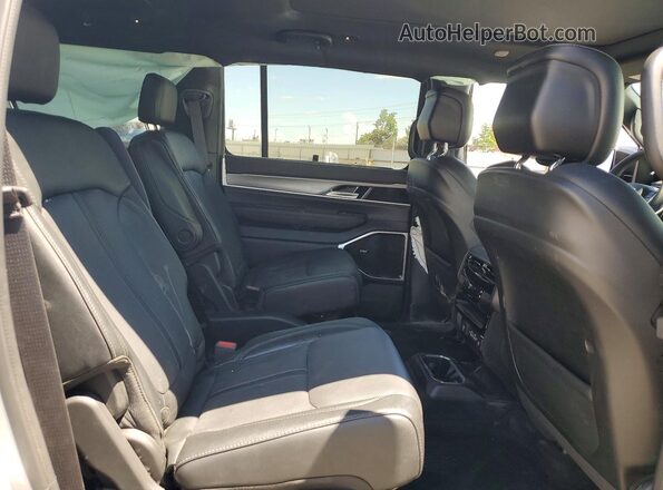 1C4SJSBPXTS174971 2026 JEEP GRAND Silver Սալոնի հետևի տեսք