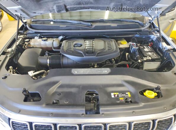1C4SJUAP5RS104817 2024 JEEP WAGONEER Silver ძრავის განყოფილების ხედი