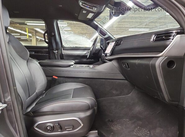 1C4SJVBP2TS181270 2026 JEEP GRAND Gray Vista interior delantera