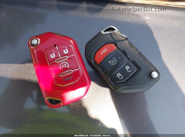 1C6HJTAG5ML596022 2021 JEEP GLADIATOR Gray Widok deski rozdzielczej