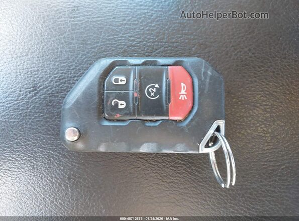 1C6HJTAGXLL108407 2020 JEEP GLADIATOR Red Dashboard view