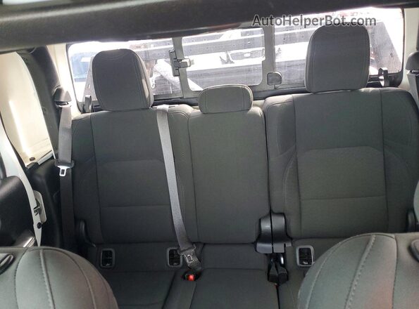1C6HJTFG2ML506706 2021 JEEP GLADIATOR White Rear seats view