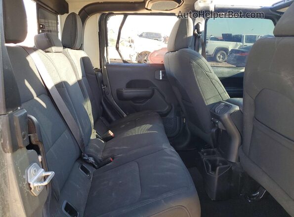1C6JJTAGXLL205463 2020 JEEP GLADIATOR Charcoal Widok tylnych siedzeń