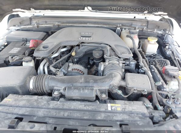 1C6JJTEG2LL209677 2020 JEEP GLADIATOR White Вид ззаду