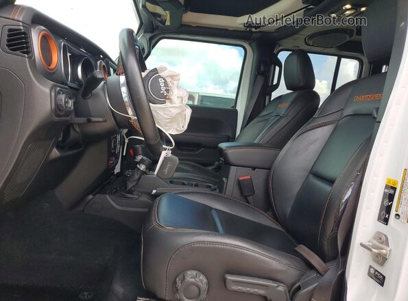 1C6JJTEG9PL592488 2023 JEEP GLADIATOR White Widok wnętrza z przodu