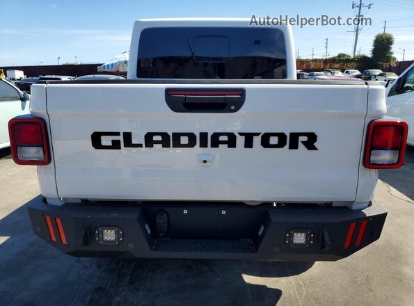 1C6PJTAG5TL163200 2026 JEEP GLADIATOR White Widok z tyłu