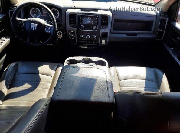 1C6RR6FG0GS261994 2016 RAM 1500 Красный Вид панели приборов