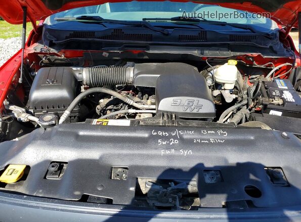 1C6RR6FG0GS261994 2016 RAM 1500 Красный Вид задней части салона