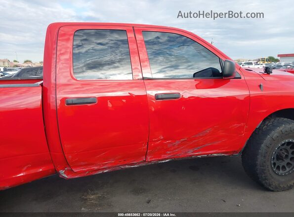 1C6RR6FG0HS585187 2017 RAM 1500 Red Rear interior view