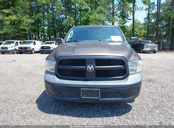 1C6RR6FG1JS296552 2018 RAM 1500 Beige Vista del salpicadero