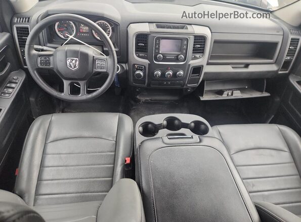 1C6RR6FG1PS522839 2023 RAM 1500 Белый Вид панели приборов