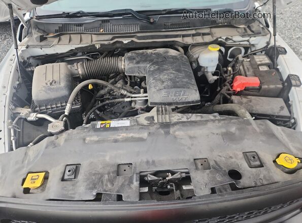 1C6RR6FG1PS522839 2023 RAM 1500 Белый Вид задней части салона