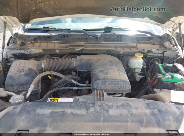 1C6RR6FG2HS622188 2017 RAM 1500 White Вид ззаду