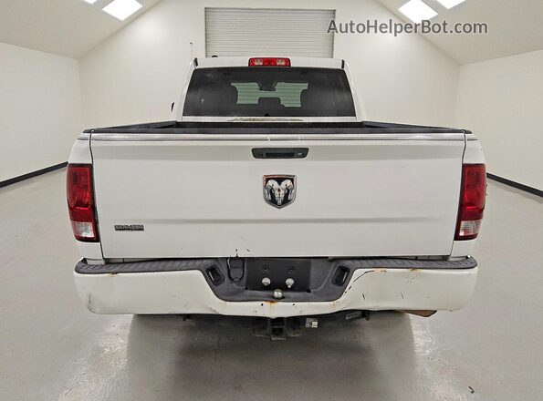 1C6RR6FG2HS622420 2017 RAM 1500 White Vista trasera