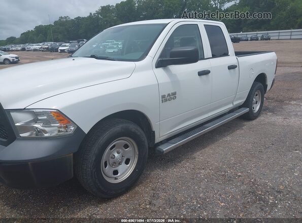 1C6RR6FG2JS303606 2018 RAM 1500 White Առջևի ձախ երեք քառորդ տեսարան