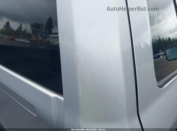1C6RR6FG3JS322262 2018 RAM 1500 Silver 