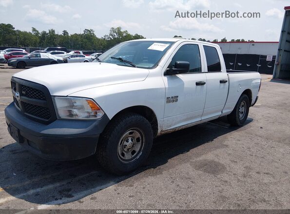 1C6RR6FG4JS272410 2018 RAM 1500 Белый Передняя левая четверть