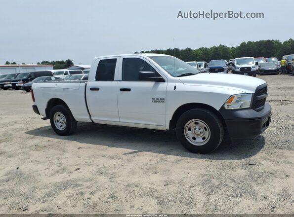 1C6RR6FG6HS835810 2017 RAM 1500 White Widok wnętrza z tyłu
