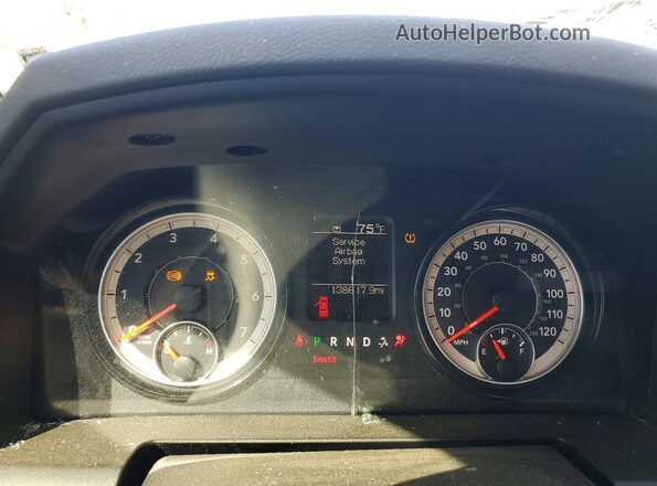 1C6RR6FG6LS128117 2020 RAM 1500 Maroon Вид щитка приладів