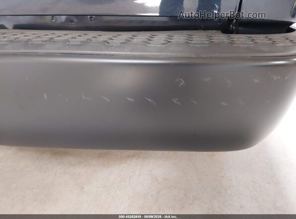 1C6RR6FG7JS272420 2018 RAM 1500 Gray Vista frontal