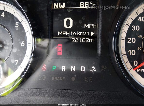 1C6RR6FG7JS303598 2018 RAM 1500 Белый 