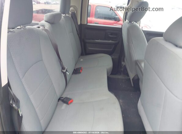 1C6RR6FG7JS325097 2018 RAM 1500 Blue Вид наклейки з VIN-кодом