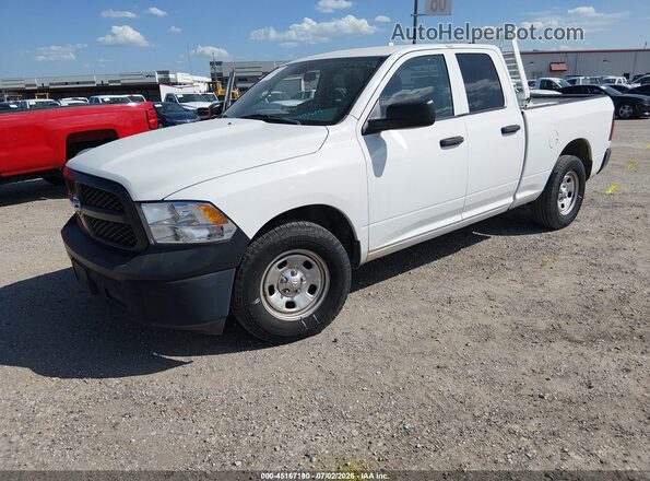 1C6RR6FG8JS303609 2018 RAM 1500 White წინა მარცხენა ხედი სამი მეოთხედიდან
